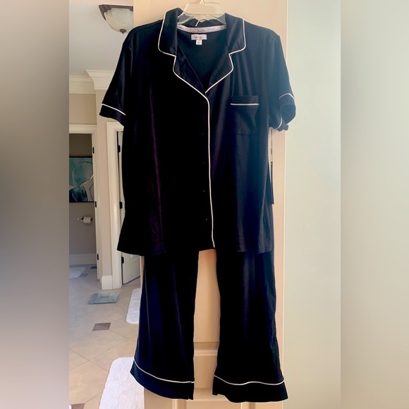 Nicole Miller XL Black with White Trim Pajama Set - NWT - Picture 1 of 9
